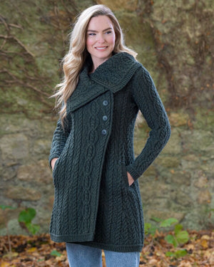 Tweed Coats, Capes and Ponchos for Stylish Ladies