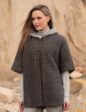 1578-hooded-tweed-cape-t31-800x1031_4804797c-0104-44d0-b44e-9336ba0d89dd.jpg