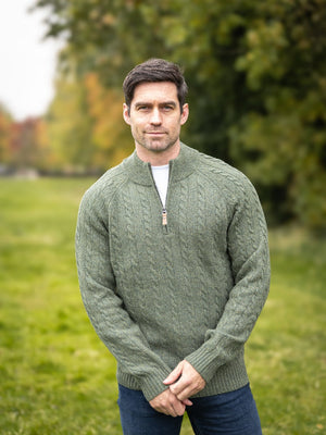 agency_cable_knit_pesto_2_1_be7ab7b8-7a20-41e9-a7bf-f50c4430d304.jpg
