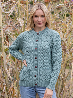 aqua_cardigan_women_6_e84342dd-387d-42b7-956c-6c20bf2b459f.jpg