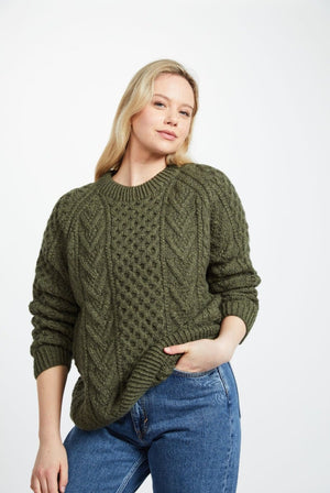 aran_handknit_green_sweater_882ece37-16c3-4c9d-ba70-afd4af8825a4.jpg