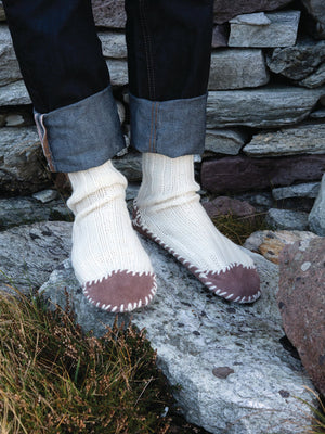 aran_handknit_slippers_53c85453-2e60-4133-b91b-55482ae65373.jpg