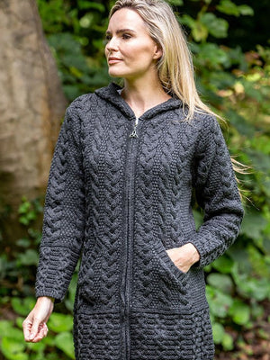 aran_hoody_charcoal_1_1_452161ea-64d1-4875-93a3-a1b6a18eefc3.jpg