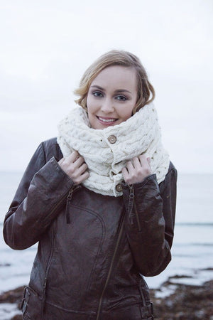aran_merino_wool_snood_a518_natural_2_9273c45d-ce2c-43b9-b745-1002057f9e56.jpg