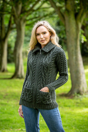 army_green_aran_cardigan_ladies_2_5eb001b6-dad3-468c-997c-6932763c380c.jpg