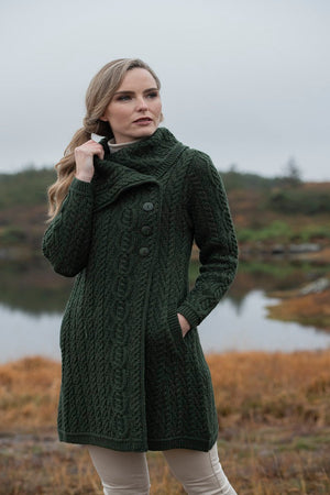 army_green_long_coat_ladies_5_cefb00ff-6889-455a-a641-9e306250a88c.jpg