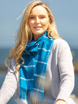 atlantic_blue_scarf_2_a5774232-61cd-440e-8950-b870d0528079.jpg