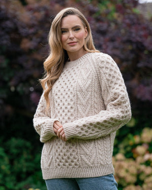 beige_aran_handknit_c6d9e27f-00f4-4696-9236-ef4b1c1c4281.jpg