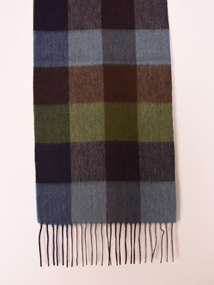 block_colours_scarf_lambswool_3fa40a1a-ff21-4648-ba0a-e56844dd66fb.jpg