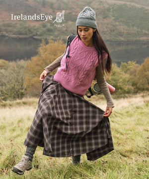 c310_callie_cropped_cable_vest_in_heather_and_c325_elio_cable_hat_in_ocean_mist_4_8a2de08f-08f4-4a01-b61f-998c02a98753.jpg