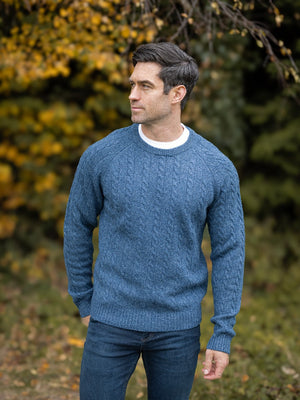 cable_knit_crew_blue_agency_1_3_48e8f7db-071f-4a71-ae6e-4411d229b467.jpg