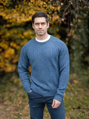 cable_knit_crew_blue_agency_3_1_3a369028-844c-4bc4-b83e-92eebbef13d1.jpg