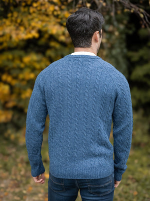 cable_knit_crew_blue_agency_4_1_47d51450-8bc1-464b-8276-baf6e21d1c84.jpg
