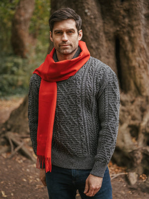 cashmere_scarf_red_4_2_8fbf0f11-6015-4b5c-b7d9-f962a94decc9.jpg