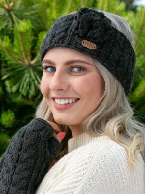erin-knitwear24-400x400_ff3bd677-58b8-44a8-b4e1-c541a1c8e921.jpg