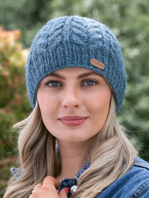 erin-knitwear32_92808bf9-ffd2-4474-8236-2eeb625df8c2.jpg