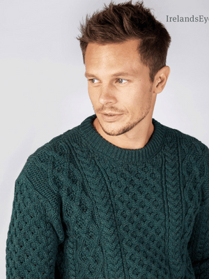 ever_green_mens_weater_5182a6cd-6b99-4e35-b680-dcfff3632f55.png