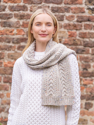 fleck_aran_scarf_ladies_6a9ed33c-877f-4024-862d-67316b5623c3.jpg