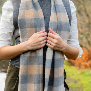 grey_check_scarves..._dfe95dac-fe23-4fd9-96bf-930a0ac2d316.jpg