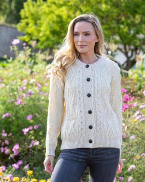 irish_wool_cropped_cardigan_natural_1_5_845f044a-63db-40e2-af27-ab28cfbf4eb5.jpg