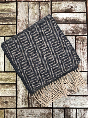 john_hanly_charcoal_beige_75dd0d4f-4da3-494c-bc6b-b46e04f1bb93.jpg