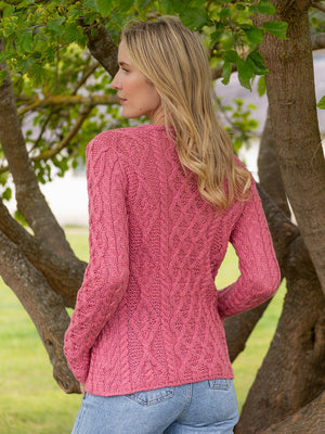 lattice_sweater_rosa_pink_back_c739a9f5-d34f-468c-8fb0-c6f7851e08c1.jpg