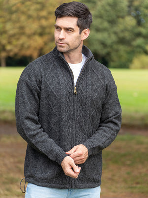 lined_zip_charcoal_men_3_bbe503fd-3c3c-4349-9475-36bc0952e7d6.jpg