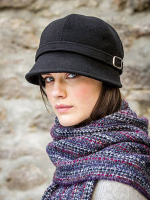 mucros_flapper_cap_black_dc5a58ec-70de-4c1b-a7dd-179c678dc39f.jpg