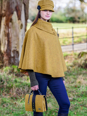 newsboy_poncho_fiona_602_51b3a3c7-560d-43b8-a184-38e9148bc7ec.jpg