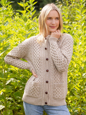 parsnip_cardigan_ladies_6_c3dd8c24-15b6-44a3-b664-7f90dde71941.jpg