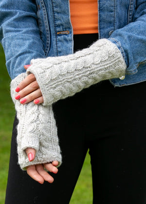 pk927-aran-cable-handwarmers-white-2-scaled_1_e6beabf9-64f2-4375-bc30-6714a38f1b01.jpg