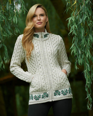 shamrcok_sweater_cb2fbe04-1221-40b0-b93a-95a876df8ed5.jpg