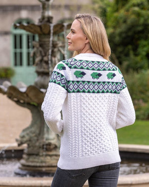 sheep_sweater_4_1_c460c6c6-f0cd-4885-9a1a-f2571461741d.jpg