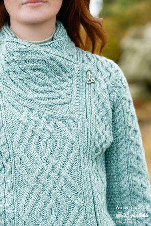side_zip_memaid_aran_sweater_6845188b-a569-4a0b-a783-d88b8bc4adcb.jpg