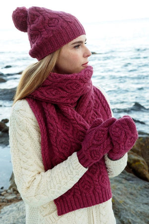 super_soft_berry_scarf_1_99ba0675-e3a0-430b-b295-e58fe189c531.jpg