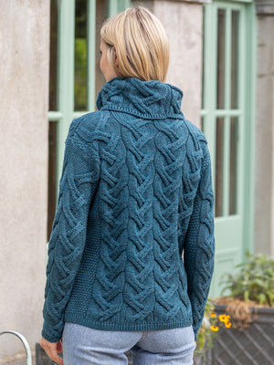 teal_back_of_sweater_0072e4e4-db05-4600-89d6-fd7d577b9d4f.jpg