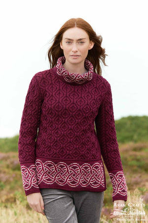 wine_celtic_funnel_neck_1_2_369ea718-e528-44ac-b51c-3204c7b7c753.jpg
