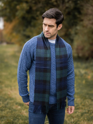 wool_and_cash_navy_teal_check_3_f3f7fb29-b48e-4819-bdd9-f7d641be8bf9.jpg