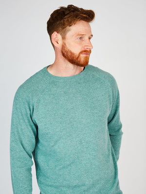 wool_and_cashmere_mens_crew_neck_loch_levin__4_393b63e8-33dd-41c0-a3f1-043a9be538d3.jpg
