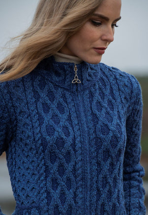 z4689-blue-2-scaled_8f7c0842-c347-4e0d-b199-8dbafdba11a7.jpg