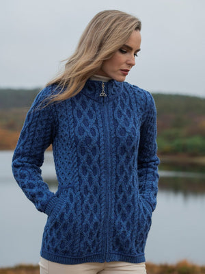 z4689-blue-scaled_7a9e2eaa-58f8-4bd1-b162-b2dc2423c22b.jpg