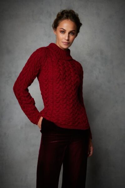 Shaped Crew Neck Sweater Red