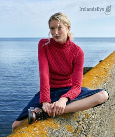 Luxurious Wool & Cashmere Trellis Sweater - Bramble Berry